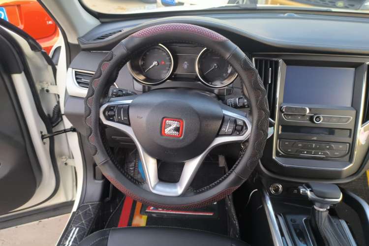 Used Zotye SR7 2017 1.5T CVT Cube Road Edition Steering Wheel