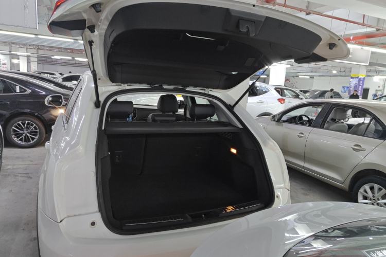 Used Zotye SR7 2017 1.5T CVT Cube Dream Edition Trunk