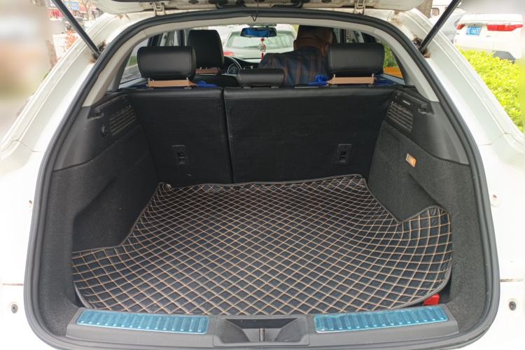 Used Zotye SR7 2017 1.5T CVT Cube Heart Edition Trunk