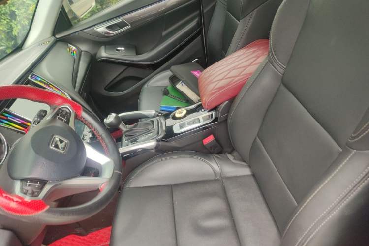 Used Zotye SR7 2017 1.5T CVT Cube Dream Edition Left Front Seat