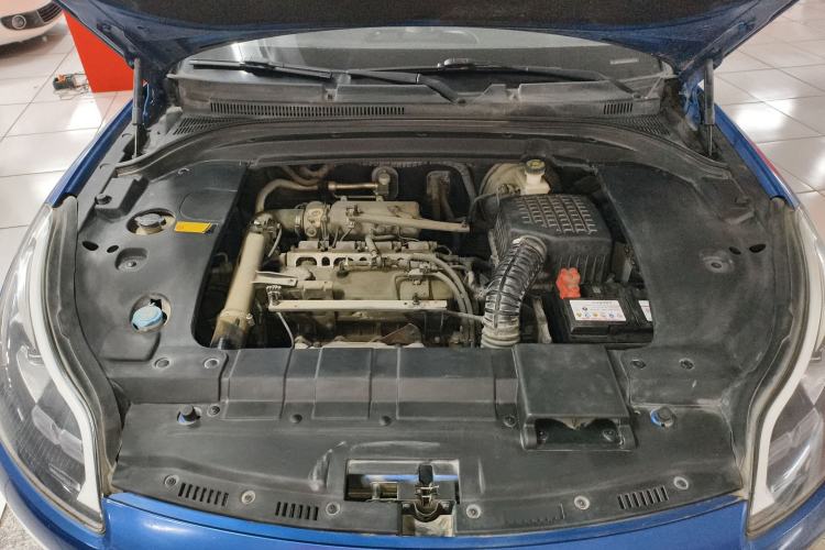 Used Zotye SR9 2017 2.0T Automatic Ultimate Dream Edition Engine Bay