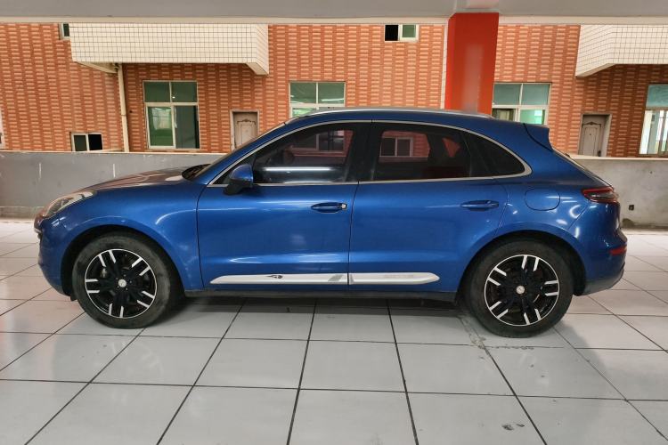Used Zotye SR9 2017 2.0T Automatic Ultimate Dream Edition Exterior 3