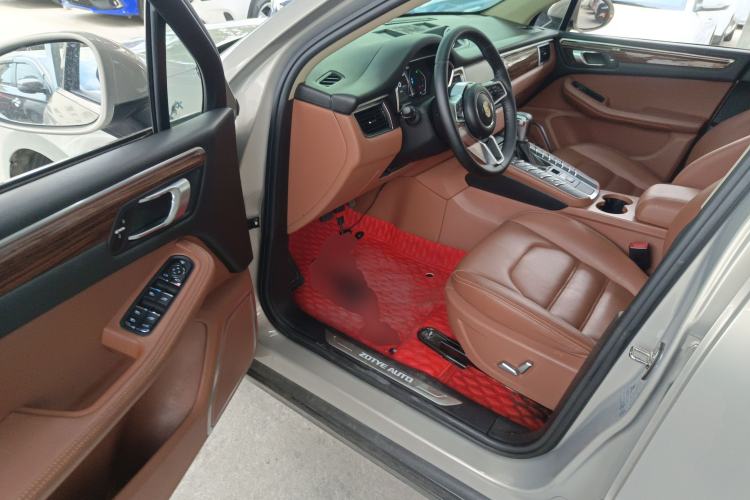 Used Zotye SR9 2017 2.0T Automatic Ultimate Dream Edition Driver Seat