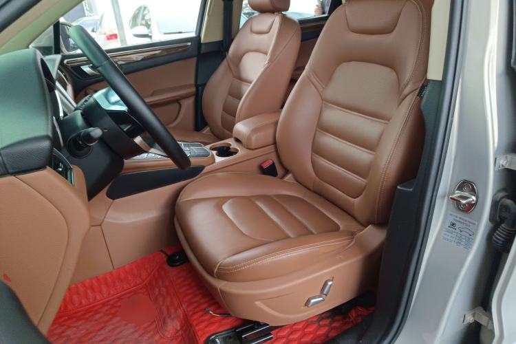 Used Zotye SR9 2017 2.0T Automatic Ultimate Dream Edition Left Front Seat