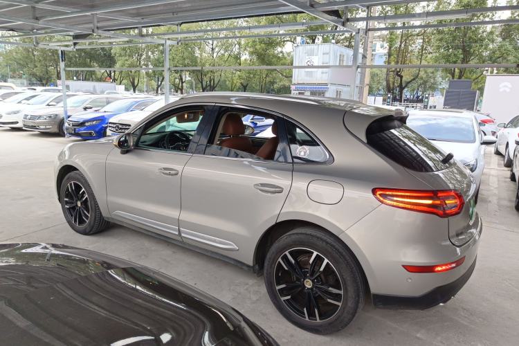 Used Zotye SR9 2017 2.0T Automatic Ultimate Dream Edition Left Side