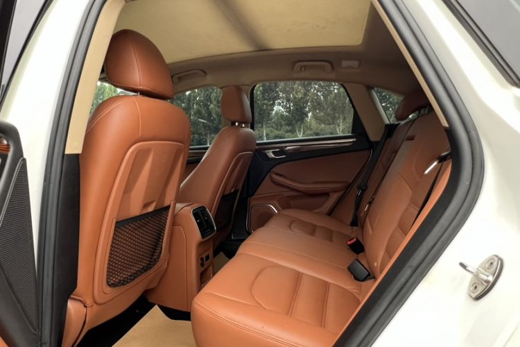 Used Zotye SR9 2017 2.0T Automatic Ultimate Edition Headliner