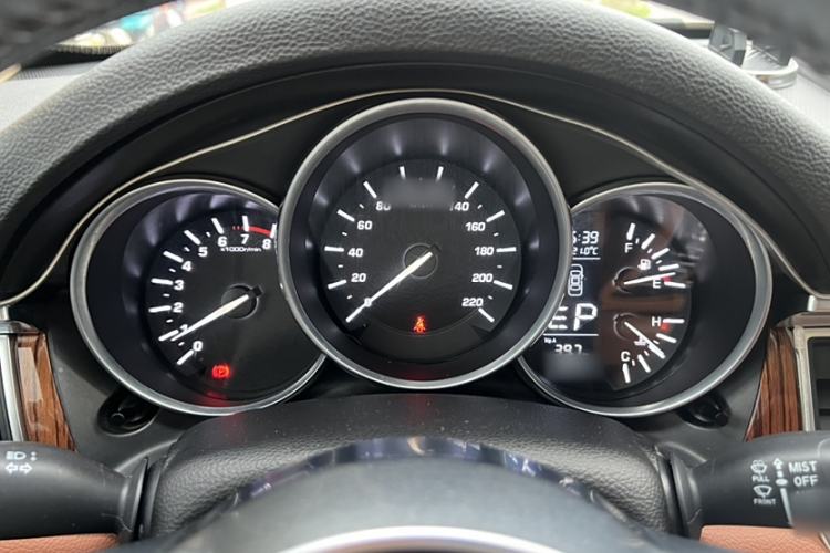 Used Zotye SR9 2017 2.0T Automatic Ultimate Edition Instrument Cluster