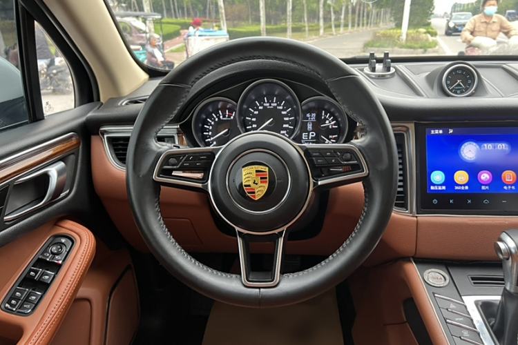 Used Zotye SR9 2017 2.0T Automatic Ultimate Edition Steering Wheel