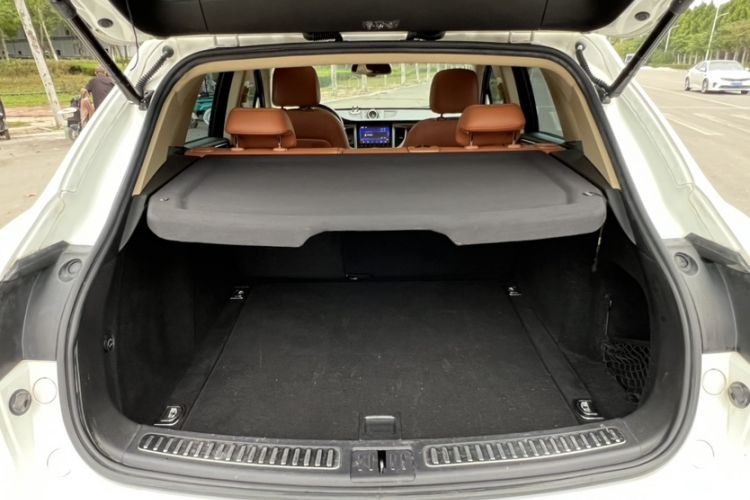 Used Zotye SR9 2017 2.0T Automatic Ultimate Edition Trunk