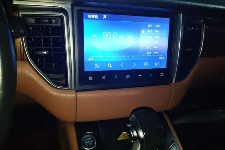 Used Zotye SR9 2017 2.0T Automatic Ultimate Light Edition Audio And AC Panel