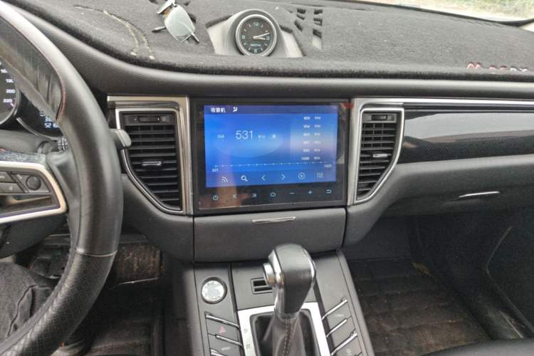 Used Zotye SR9 2017 2.0T Automatic Ultimate Edition Audio And AC Panel