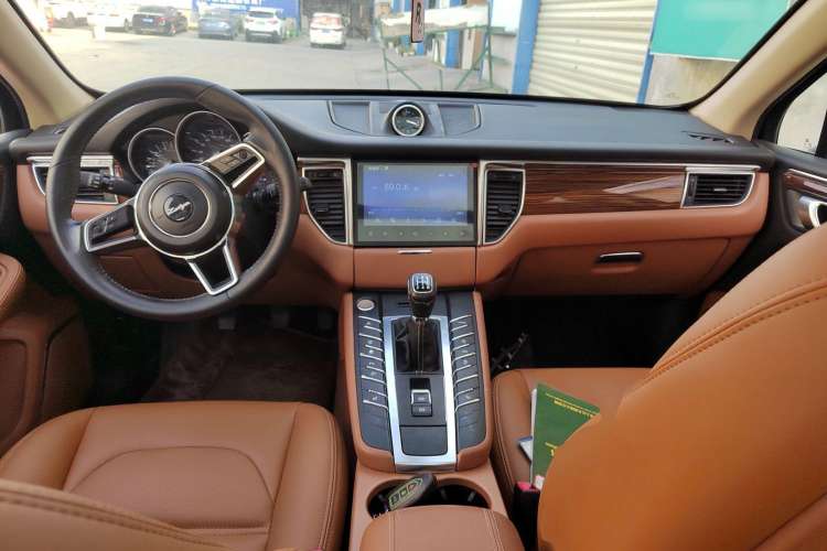 Used Zotye SR9 2017 2.0T Manual "Ultimate Heart" Edition Center Console