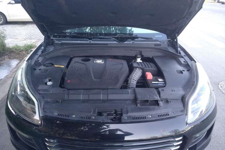 Used Zotye SR9 2017 2.0T Automatic Ultimate Road Edition Engine Bay