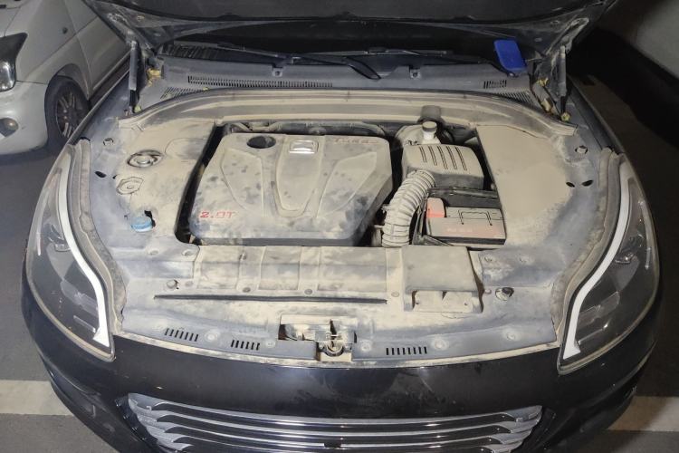 Used Zotye SR9 2017 2.0T Automatic Ultimate Light Edition Engine Bay