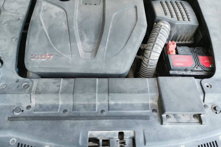 Used Zotye SR9 2017 2.0T Manual "Ultimate Heart" Edition Engine Bay