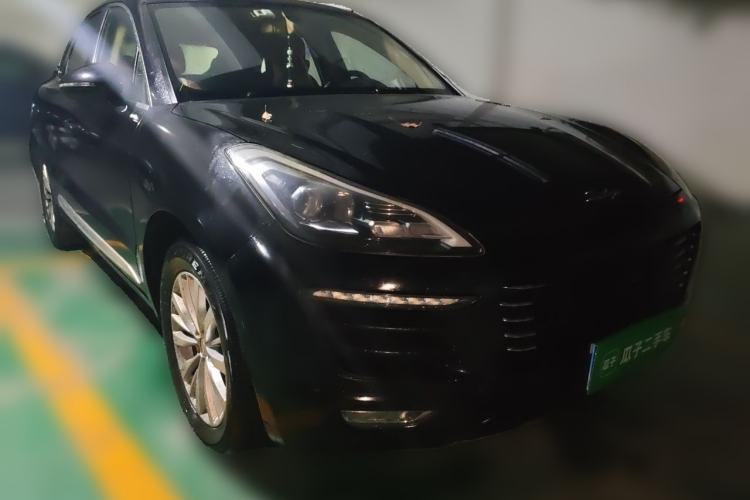 Used Zotye SR9 2017 2.0T Automatic Ultimate Light Edition Front Right 45 Deg