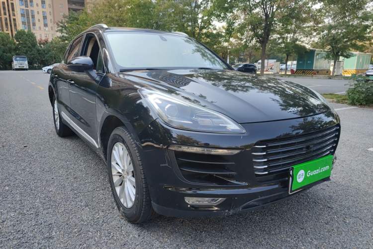 Used Zotye SR9 2017 2.0T Automatic Ultimate Road Edition Front Right 45 Deg