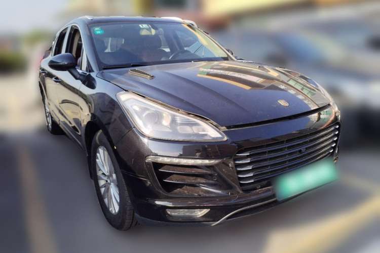 Used Zotye SR9 2017 2.0T Automatic Ultimate Edition Front Right 45 Deg