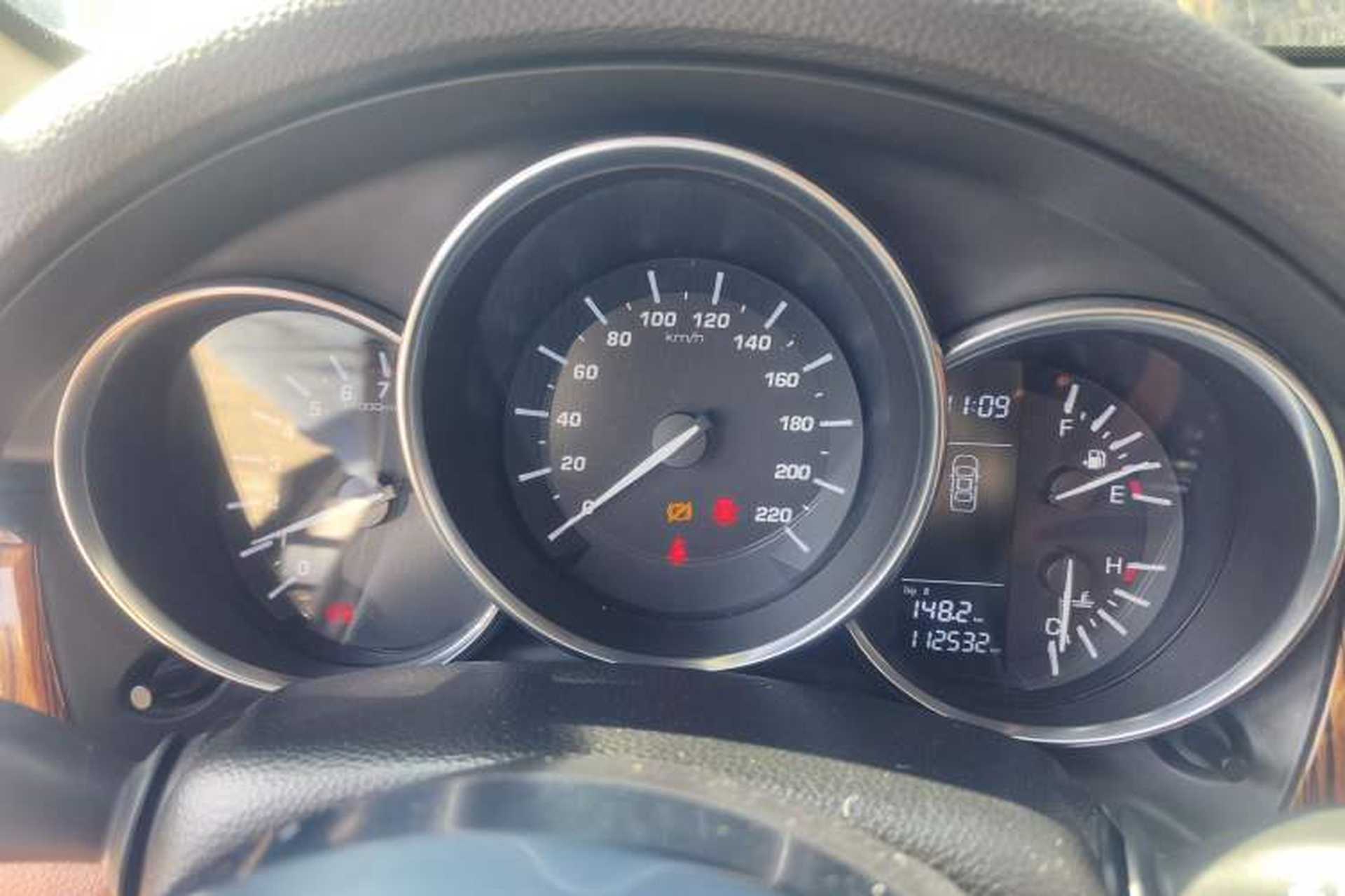 Used Zotye SR9 2017 2.0T Manual "Ultimate Road" Edition Instrument Cluster