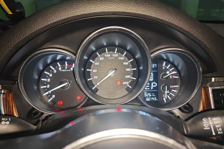 Used Zotye SR9 2017 2.0T Automatic Ultimate Road Edition Instrument Cluster