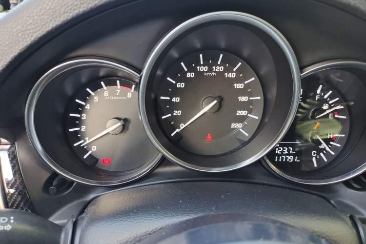 Used Zotye SR9 2017 2.0T Manual "Ultimate Heart" Edition Instrument Cluster