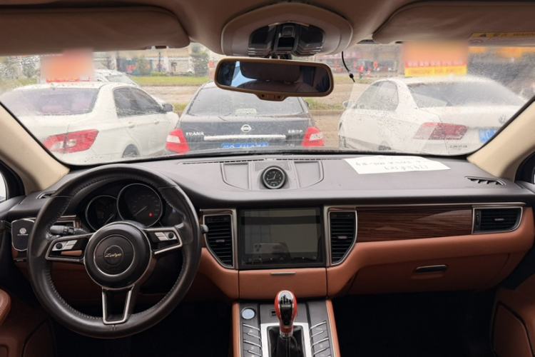 Used Zotye SR9 2017 2.0T Manual "Ultimate Heart" Edition Interior 1