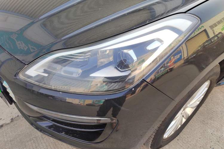 Used Zotye SR9 2017 2.0T Manual "Ultimate Heart" Edition Left Front Headlight