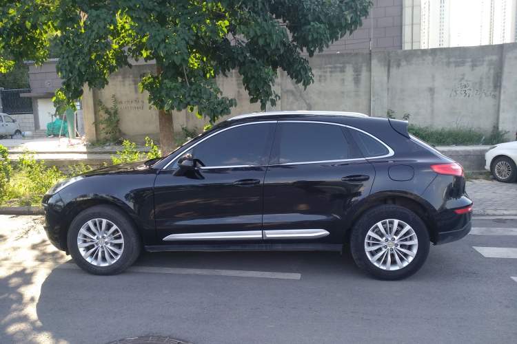 Used Zotye SR9 2017 2.0T Automatic Ultimate Road Edition Left Side