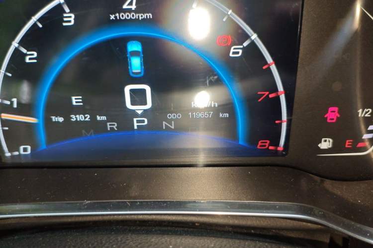 Used Zotye SR9 2017 2.0T Automatic Ultimate Dream Edition Odometer Close Up