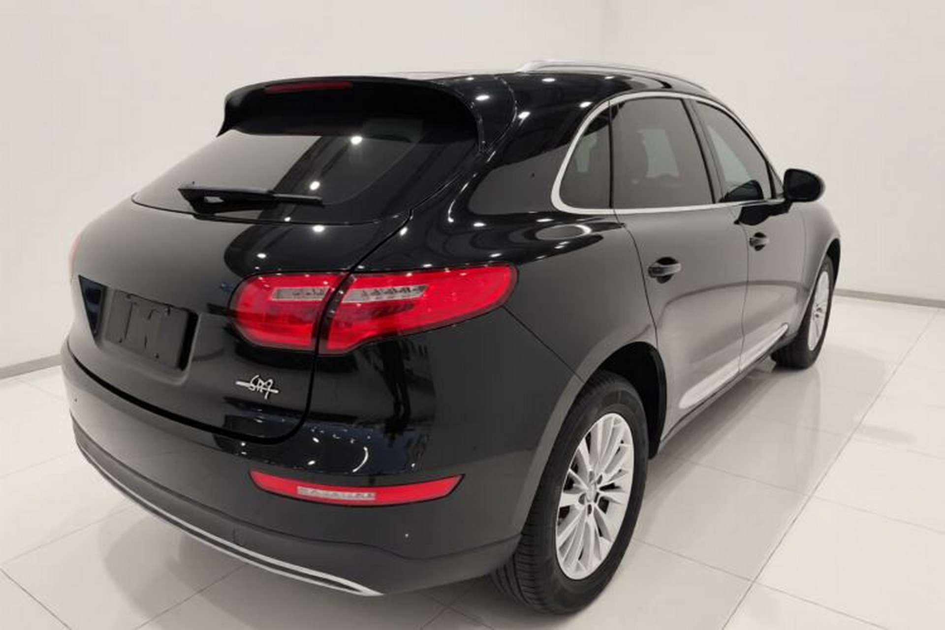 Used Zotye SR9 2017 2.0T Manual "Ultimate Road" Edition Rear Right 45 Deg
