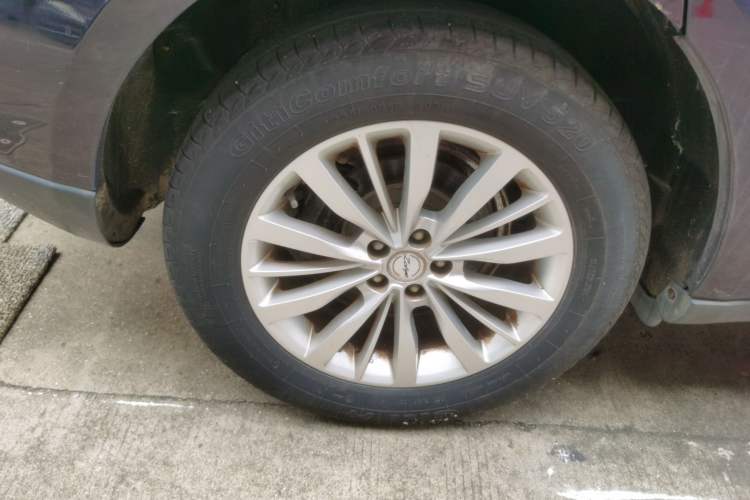 Used Zotye SR9 2017 2.0T Automatic Ultimate Edition Right Front Wheel Hub