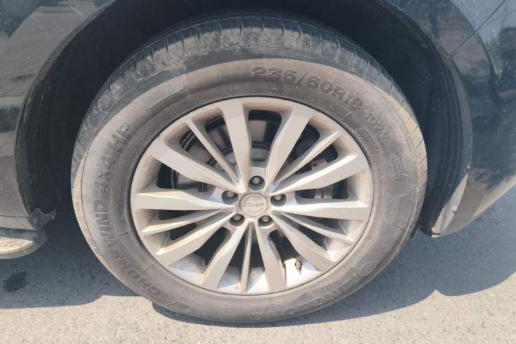 Used Zotye SR9 2017 2.0T Automatic Ultimate Edition Right Front Wheel Hub