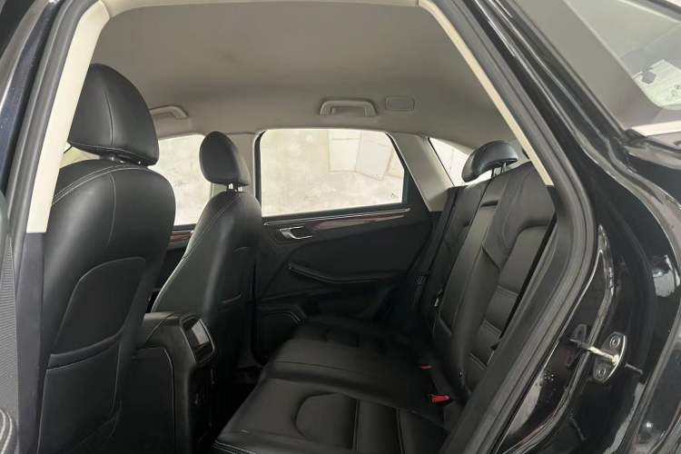 Used Zotye SR9 2017 2.0T Manual "Ultimate Road" Edition Roof
