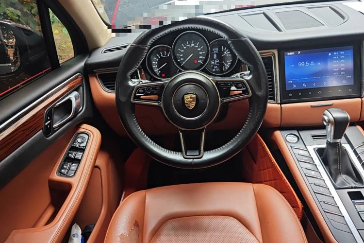 Used Zotye SR9 2017 2.0T Automatic Ultimate Light Edition Steering Wheel