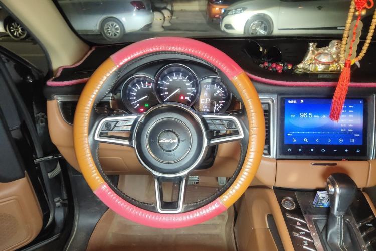 Used Zotye SR9 2017 2.0T Automatic Ultimate Light Edition Steering Wheel