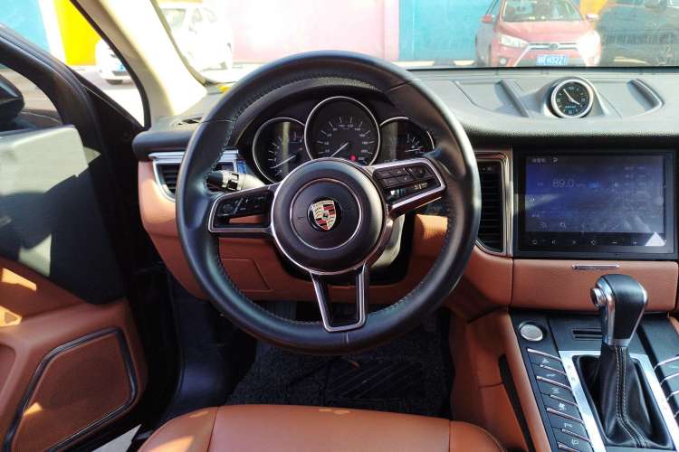 Used Zotye SR9 2017 2.0T Automatic Ultimate Edition Steering Wheel