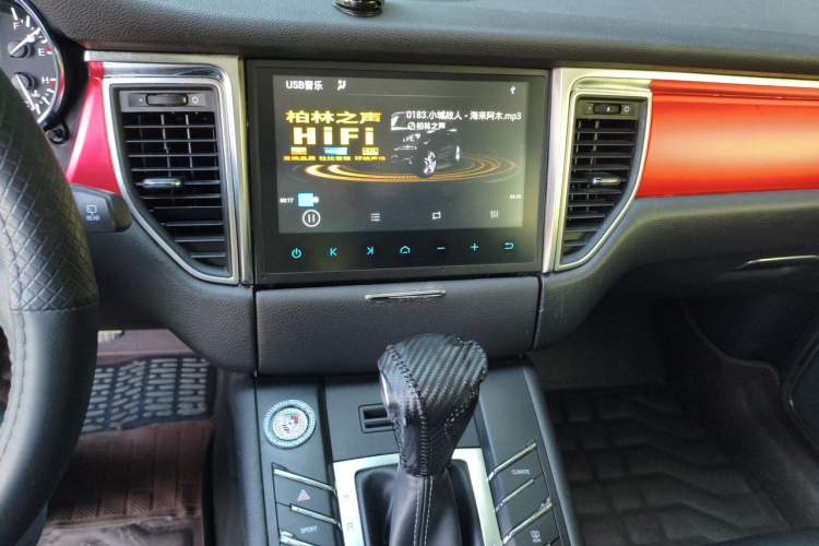 Used Zotye SR9 2017 2.0T Automatic Ultimate Edition Audio And AC Panel