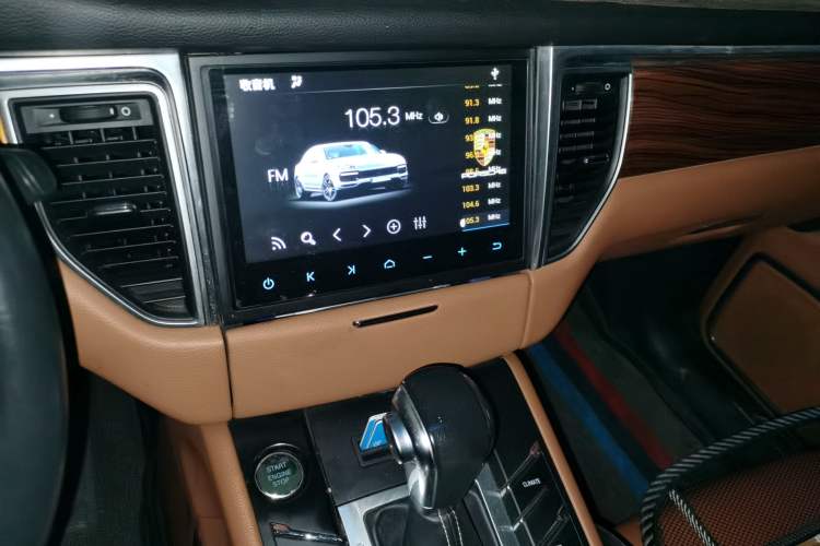 Used Zotye SR9 2017 2.0T Automatic Ultimate Edition Audio And AC Panel