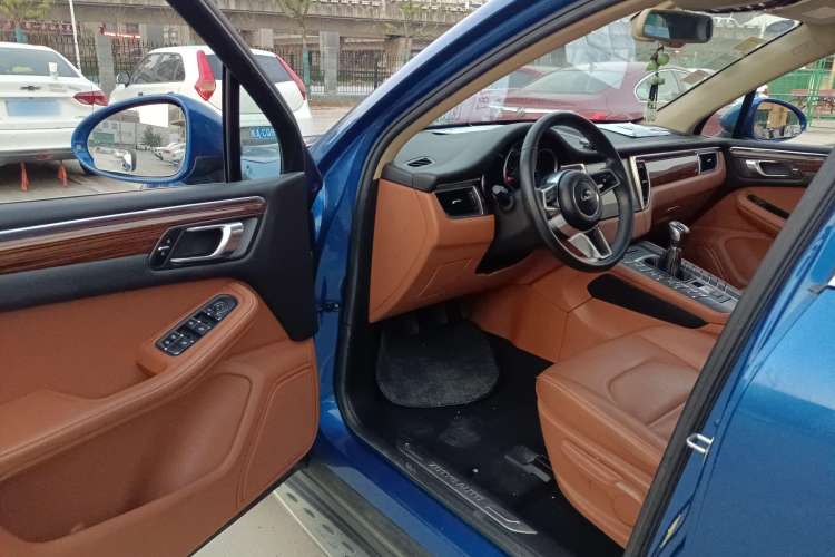 Used Zotye SR9 2017 2.0T Manual "Ultimate Light" Edition Driver Seat