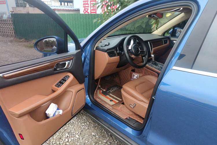 Used Zotye SR9 2017 2.0T Automatic Ultimate Dream Edition Driver Seat