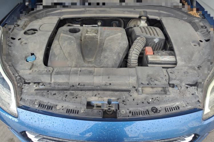 Used Zotye SR9 2017 2.0T Automatic Ultimate Road Edition Engine Bay