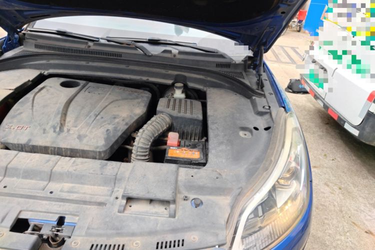 Used Zotye SR9 2017 2.0T Manual "Ultimate Road" Edition Engine Bay Left
