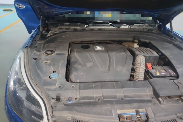 Used Zotye SR9 2017 2.0T Automatic Ultimate Dream Edition Engine Bay Right