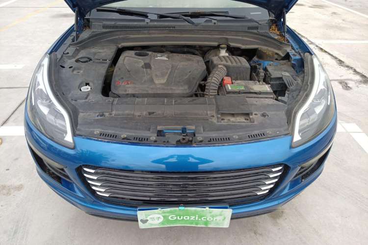 Used Zotye SR9 2017 2.0T Automatic Ultimate Road Edition Engine Bay