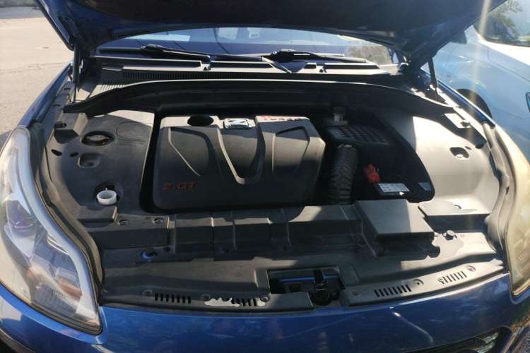 Used Zotye SR9 2017 2.0T Automatic Ultimate Dream Edition Engine Bay