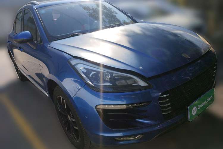 Used Zotye SR9 2017 2.0T Automatic Ultimate Dream Edition Front Right 45 Deg
