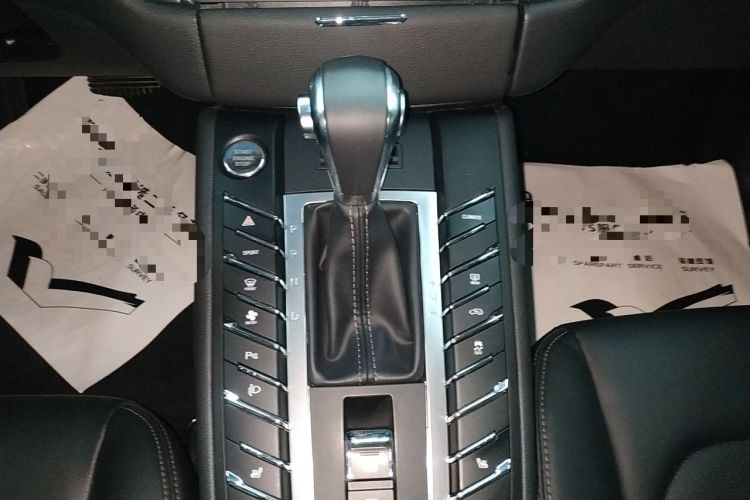 Used Zotye SR9 2017 2.0T Automatic Ultimate Edition Gear Lever