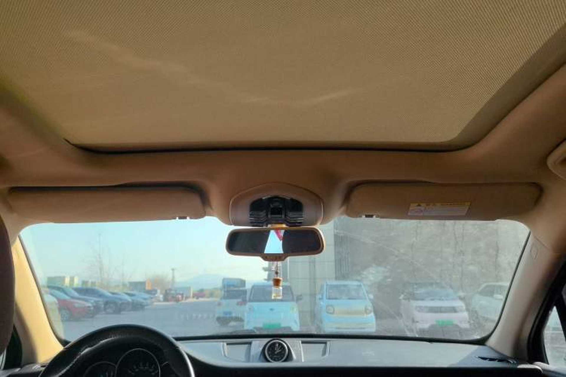 Used Zotye SR9 2017 2.0T Automatic Ultimate Edition Headliner