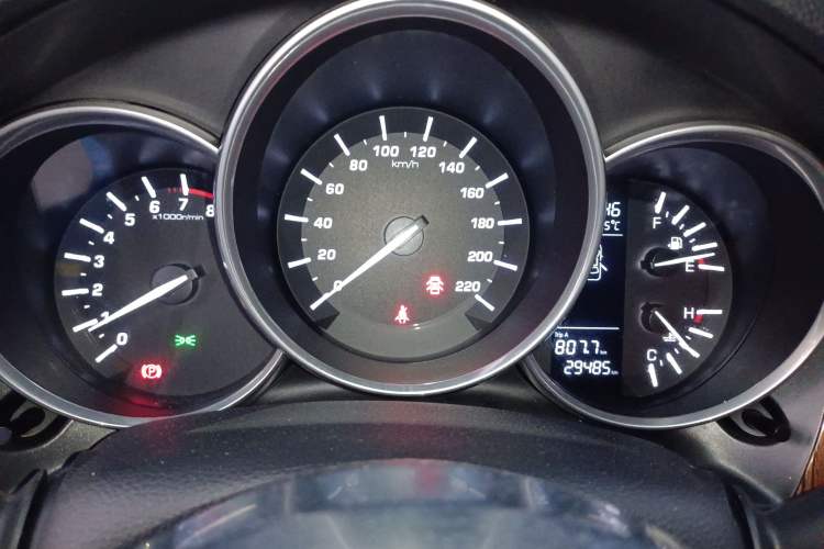 Used Zotye SR9 2017 2.0T Manual "Ultimate Light" Edition Instrument Cluster