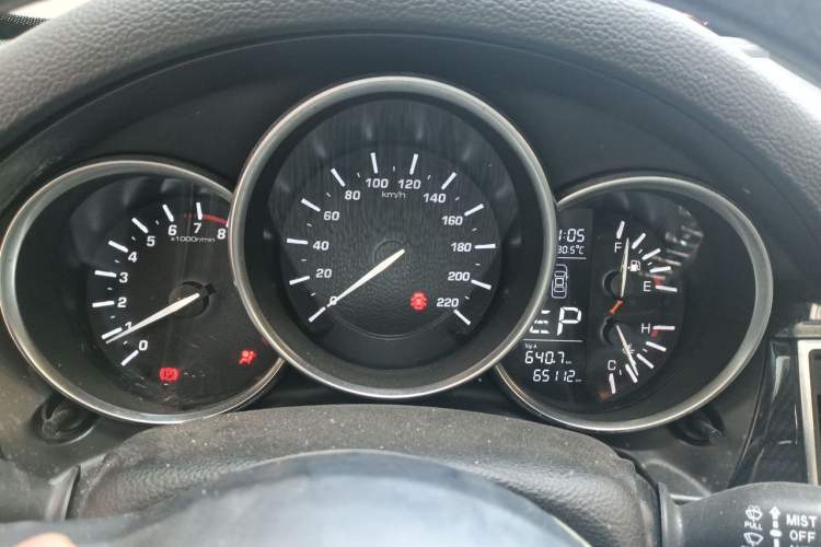 Used Zotye SR9 2017 2.0T Automatic Ultimate Edition Instrument Cluster